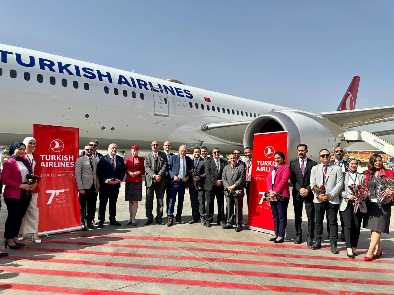 Featured image for “Egypt’s Minister Of Civil Aviation Celebrates 75th Anniversary Of Turkish Airlines’ Flights To Cairo”